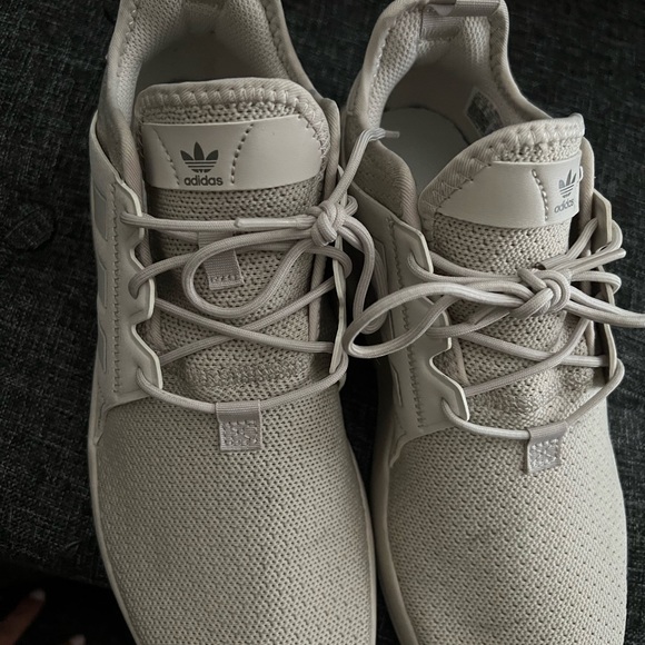 Adidas women’s shoes - Picture 5 of 7